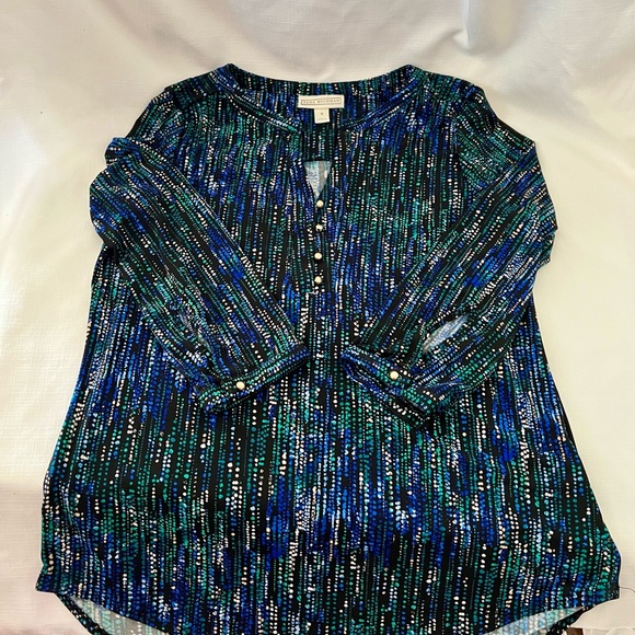 Dana Buchman / 2~Colorful Blouses With Sleeves / Identically The Same. - Picture 12 of 14